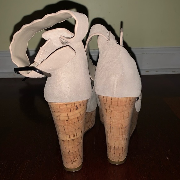 MARC FISHER SUEDE CORK ANKLE STRAP wedges WOMENS size 6 - mint ! - Picture 16 of 16